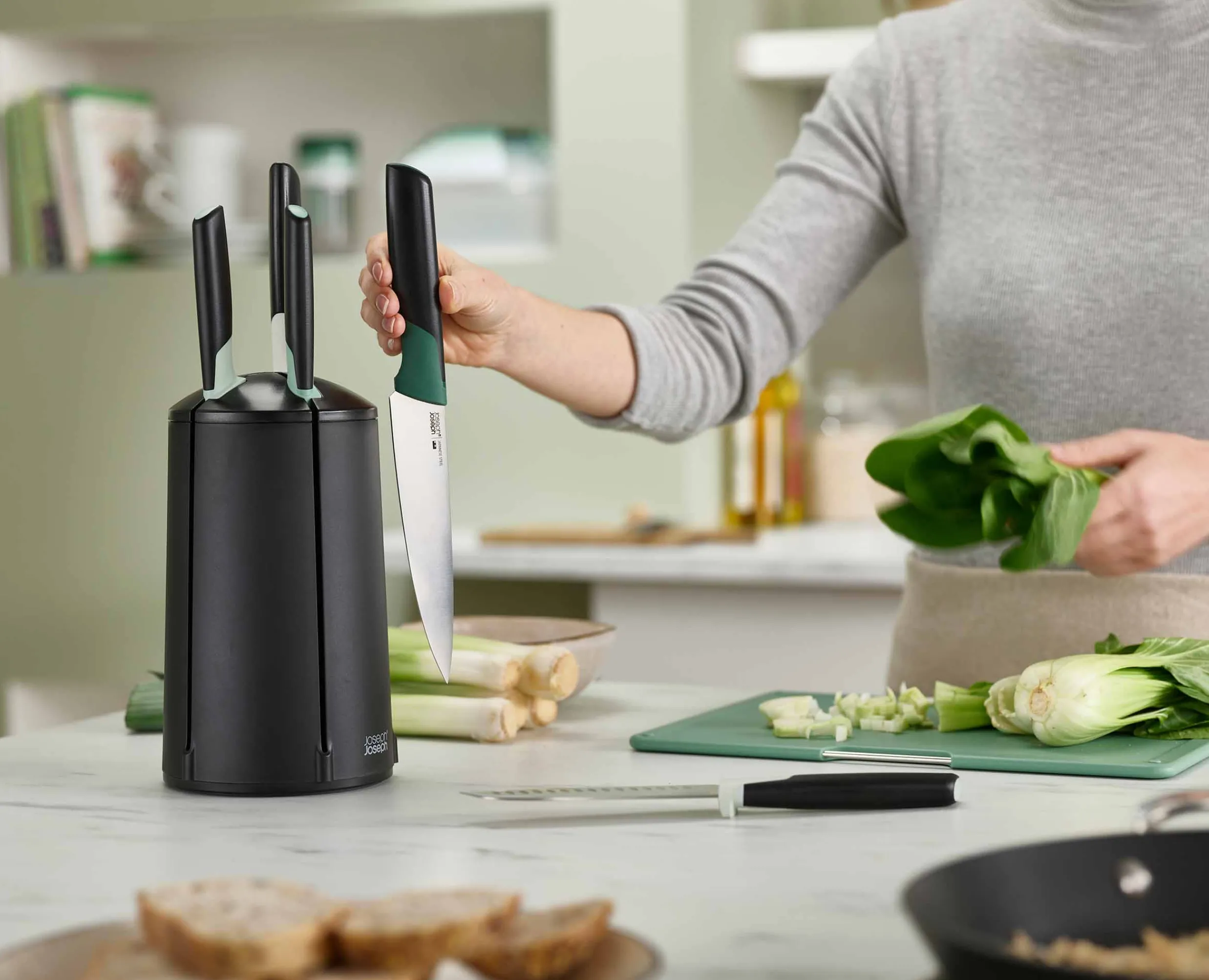 Carrousel de 5 Couteaux de Cuisine s Elevate™ - Éditions Couteaux Et Ciseaux