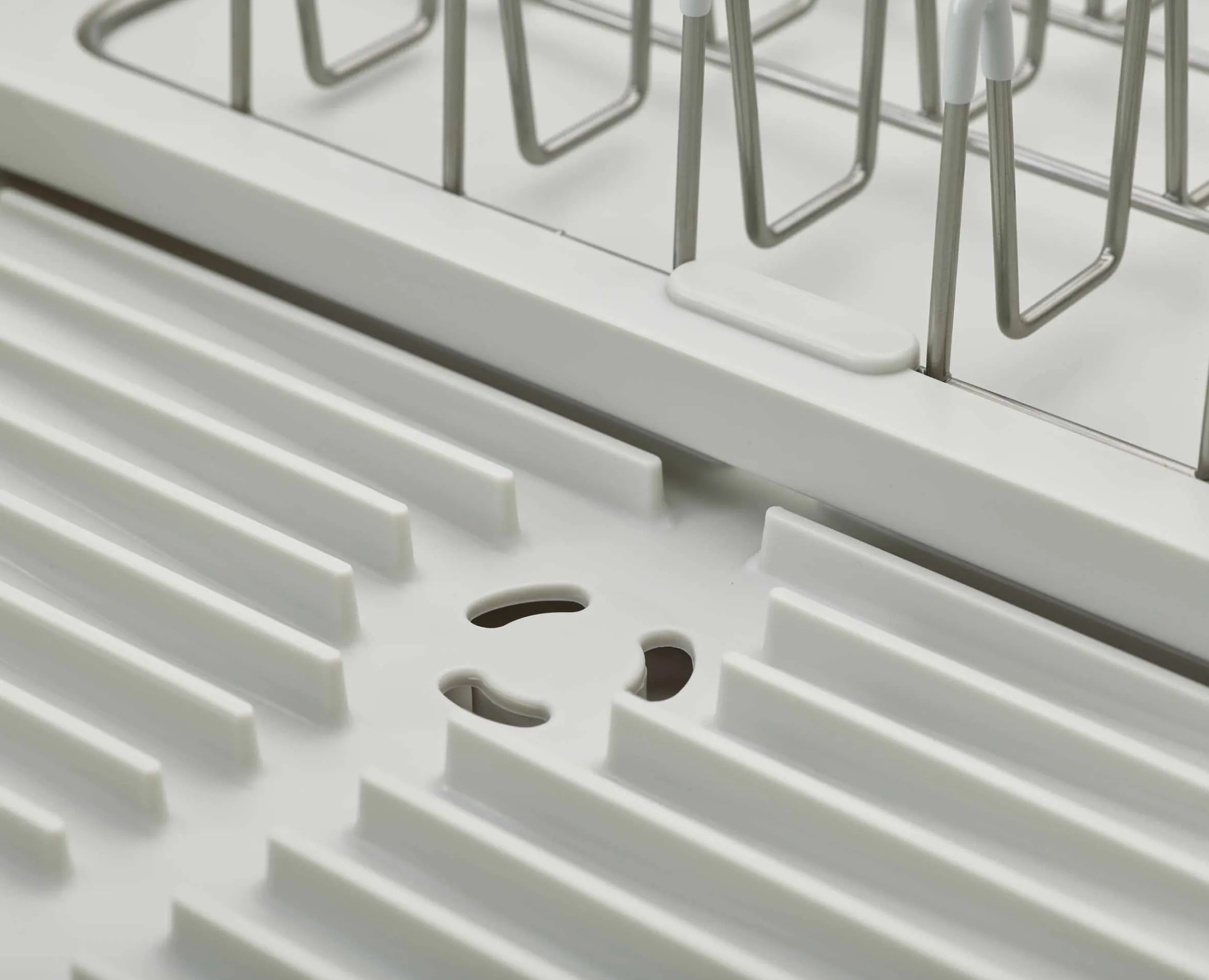 Outlet Égouttoir à vaisselle extensible en acier Extend™ couleur Égouttoirs À Vaisselle