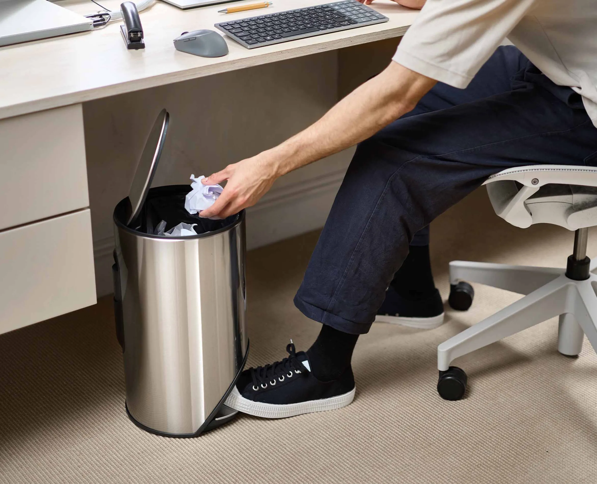 Poubelle 10l Inox Arc™ Easy-Push Poubelle De Salle De Bain|Poubelles De Salle De Bain