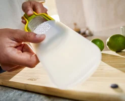 Best Set de 2 Râpe et Zesteur à Palette Nest™ Râpes Et Zesteurs