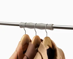 Clearance Set de 2 séparateurs larges pour cintres Orderly™ Organisateurs De Vêtements