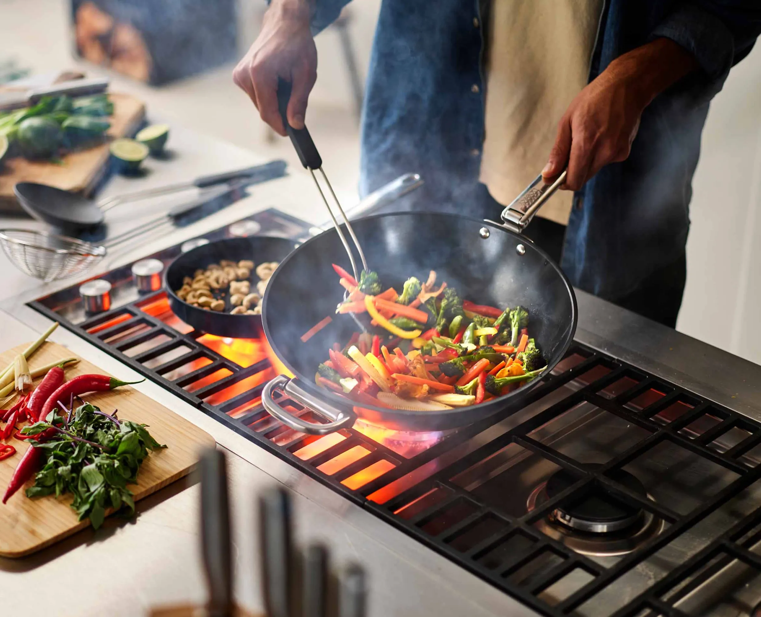 Outlet Wok Space antiadhésif en céramique 32 cm poignée pliante Poêles Et Casseroles